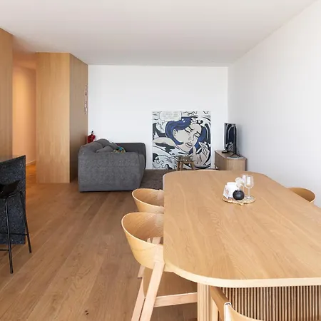 Bellevue | Sea & River View | Garage Lejlighed