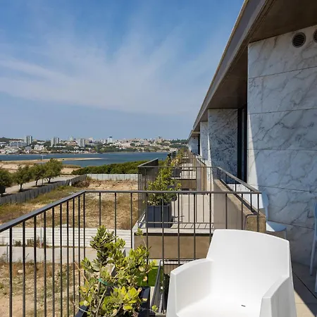 Bellevue | Sea & River View | Garage *