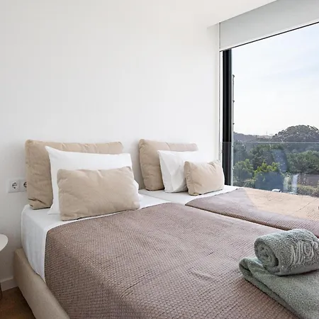 Bellevue | Sea & River View | Garage *